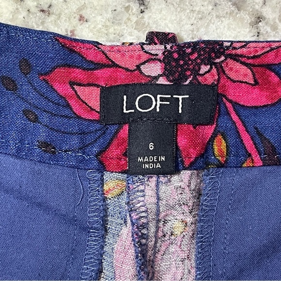 Loft Linen Blend Blue Floral Shorts Size 6 Contrast Pocket 3.5” Inseam Soft Flow - Picture 4 of 8